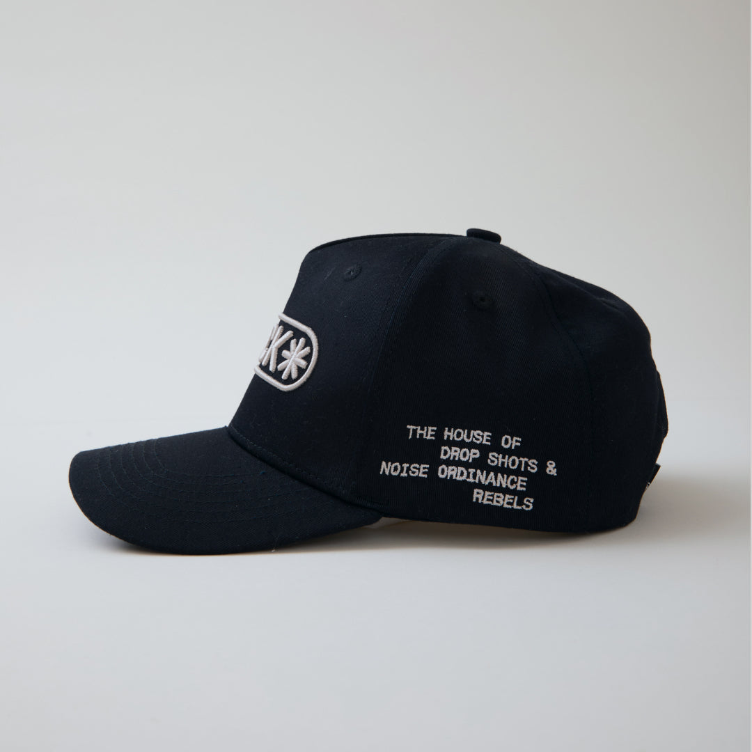 Stack_apexHat_Black_02_08314f3e-3215-45b2-8581-d1fcfdccce07.jpg