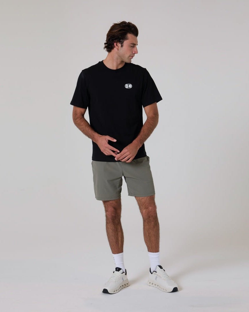 Distortion Hybrid Tee-Aged Black-S-Stack Athletics