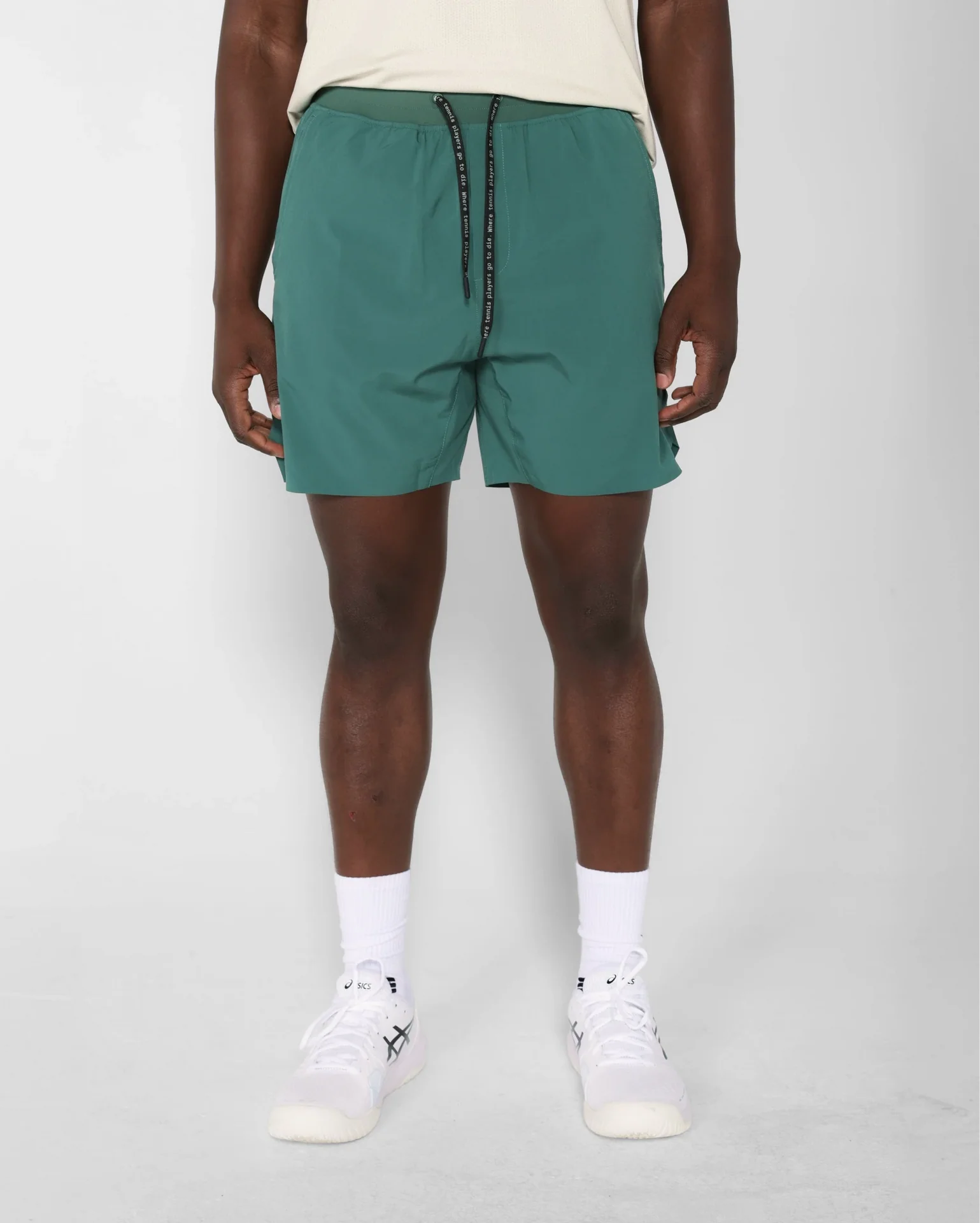 Tourney Short 6" Linerless
